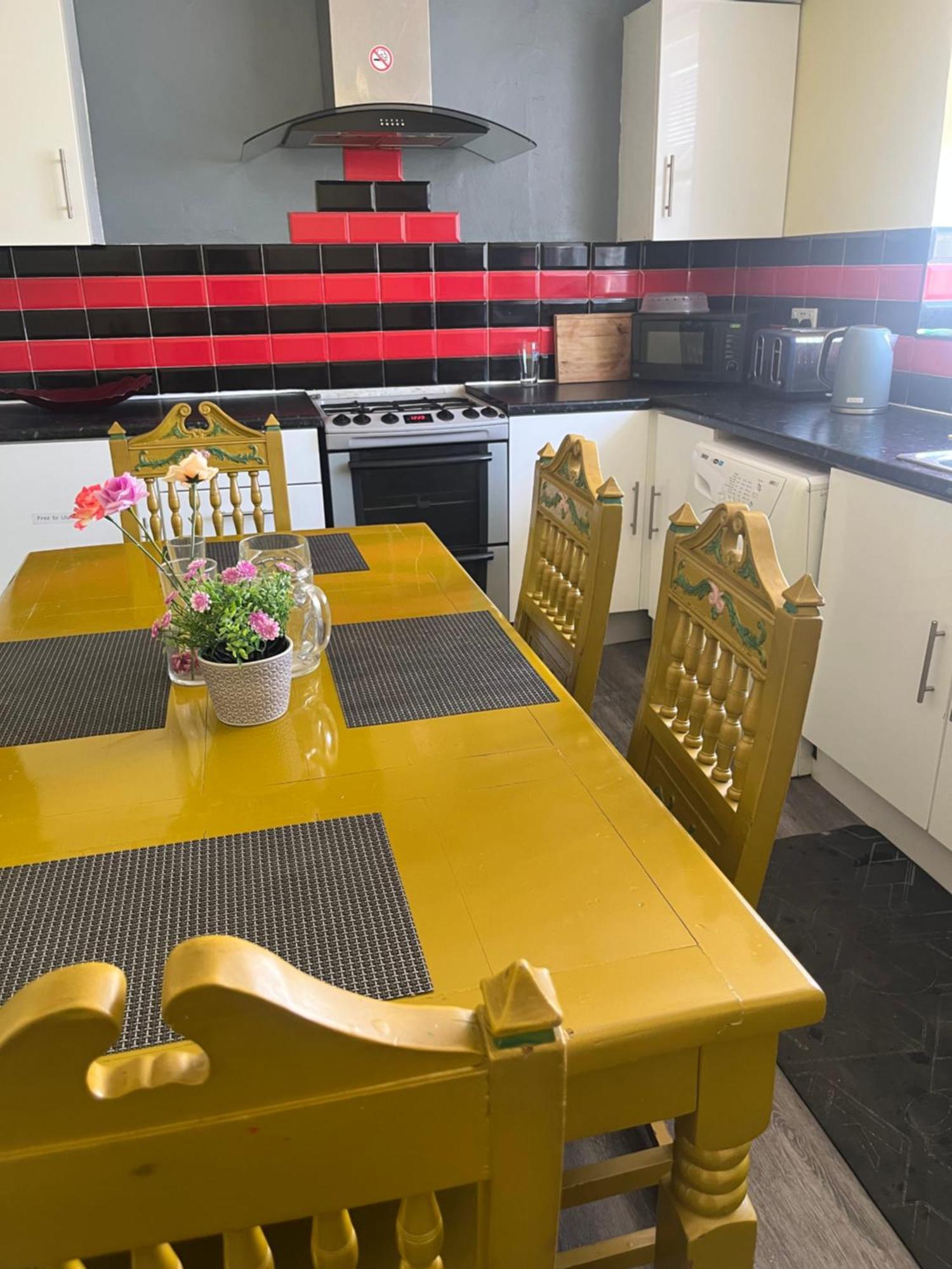 Private 1 Near Southmead Hospital Guest house *